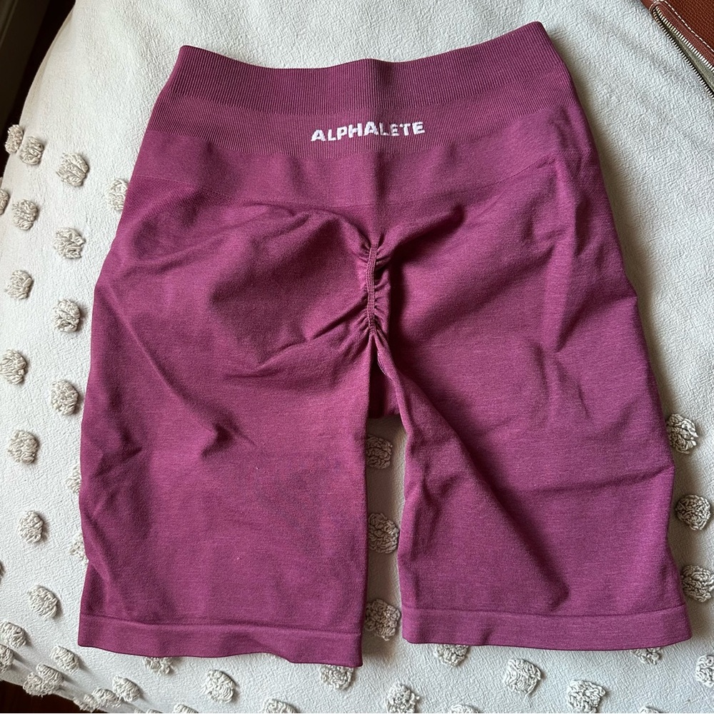 Alphalete Amplify Short 7”